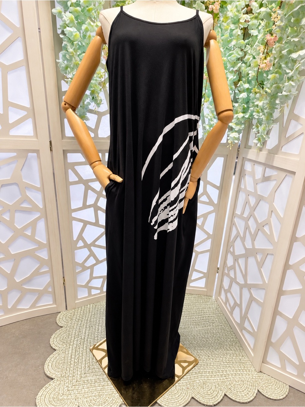 Black Sleeveless Maxi Dress with White Graphic